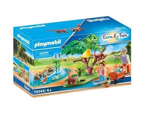 70344 Rode panda's in het buitenverblijf