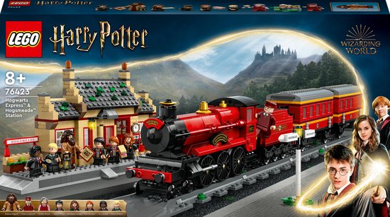 LEGO Harry Potter 76423 - Zweinstein Express™ en Zweinsveld™ Station