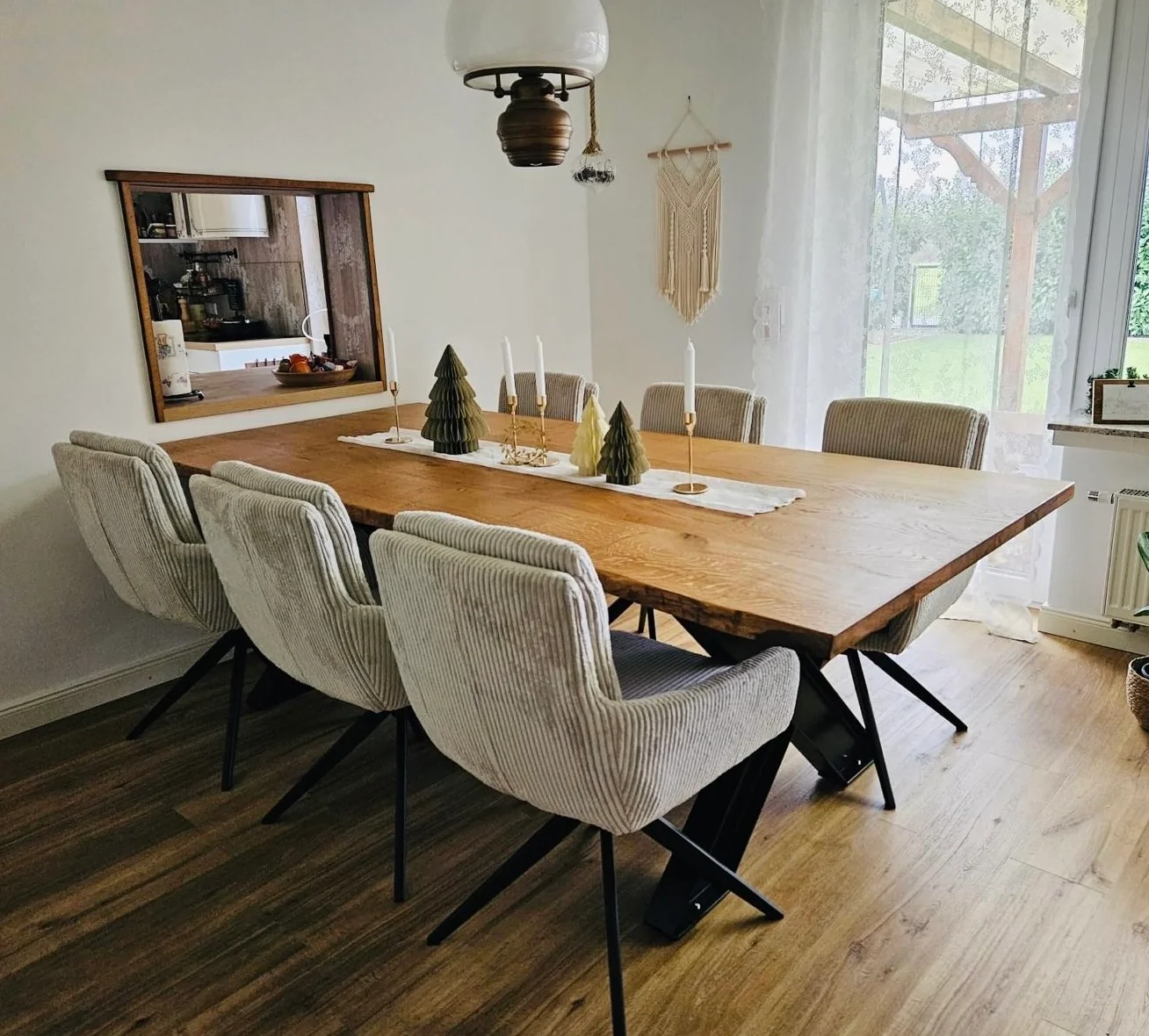 Handgefertigter Tisch 6