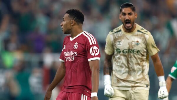 Madrides “Real” neizmanto iespējas un šokējoši zaudē “Betis”