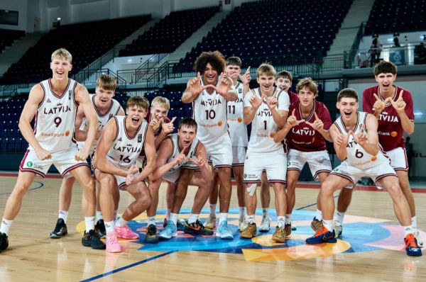 Latvijas U16 izlase otro reizi vēsturē sasniedz Eiropas pusfinālu