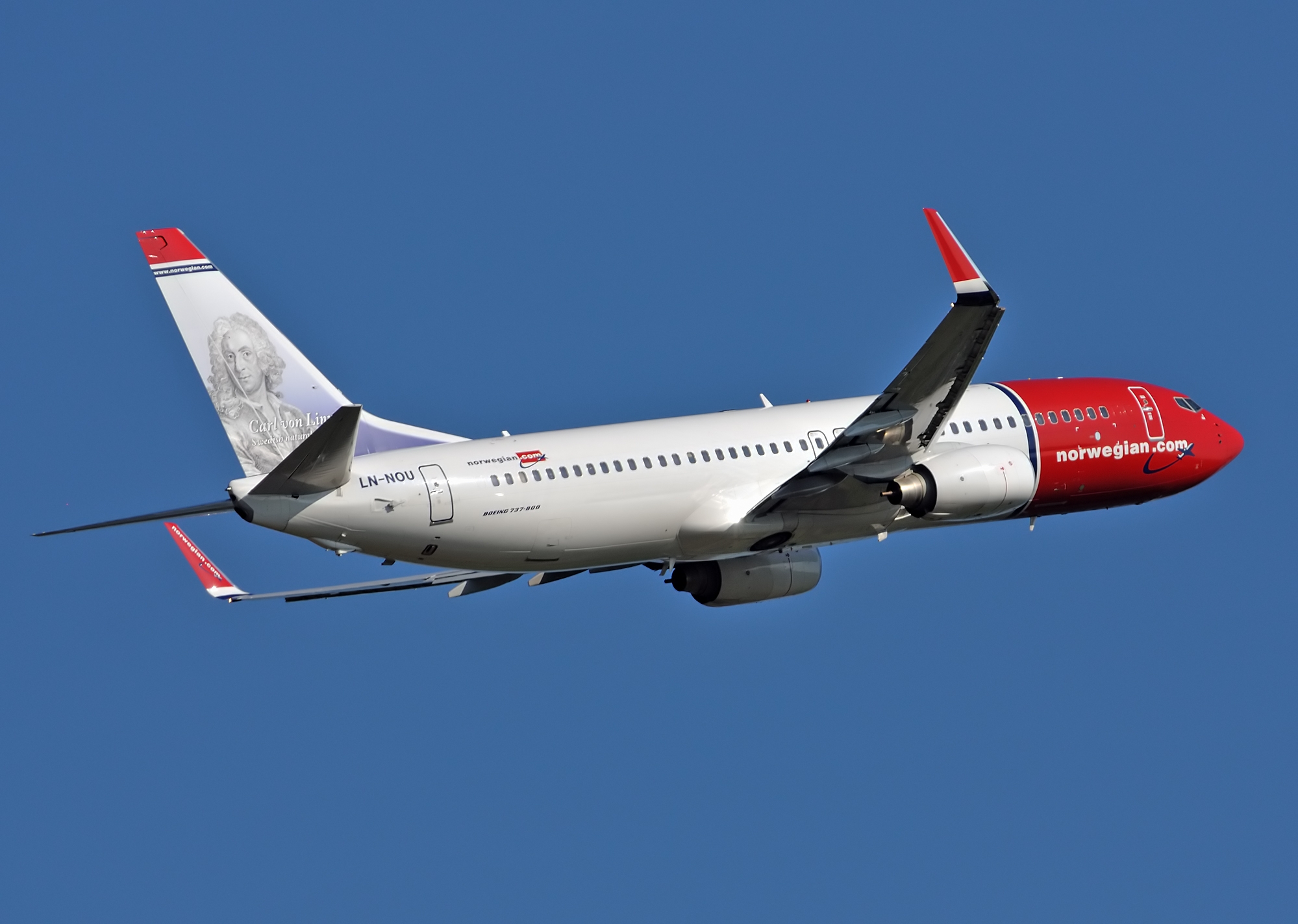 66365_nas737800.jpg