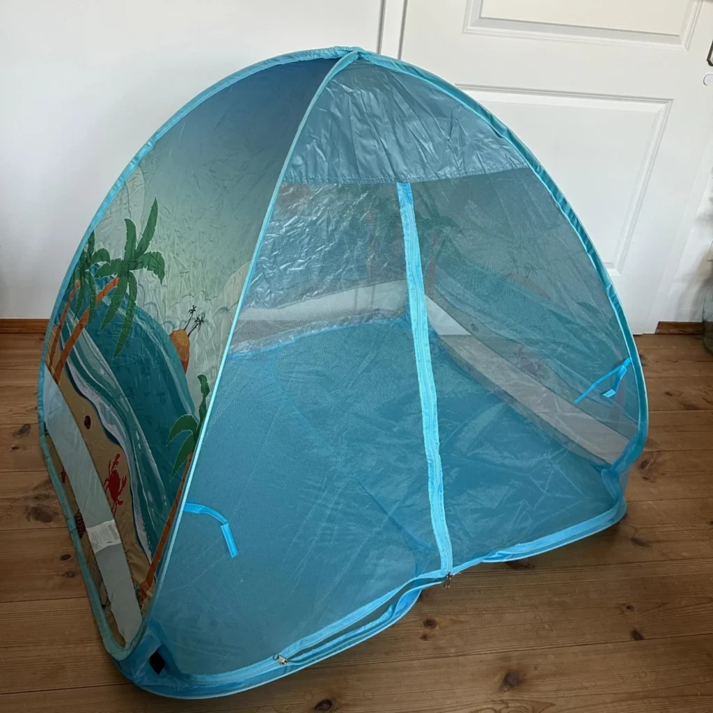 Beach toddlers – Pop up beach shell Beach toddlers – Pop up beach shell
