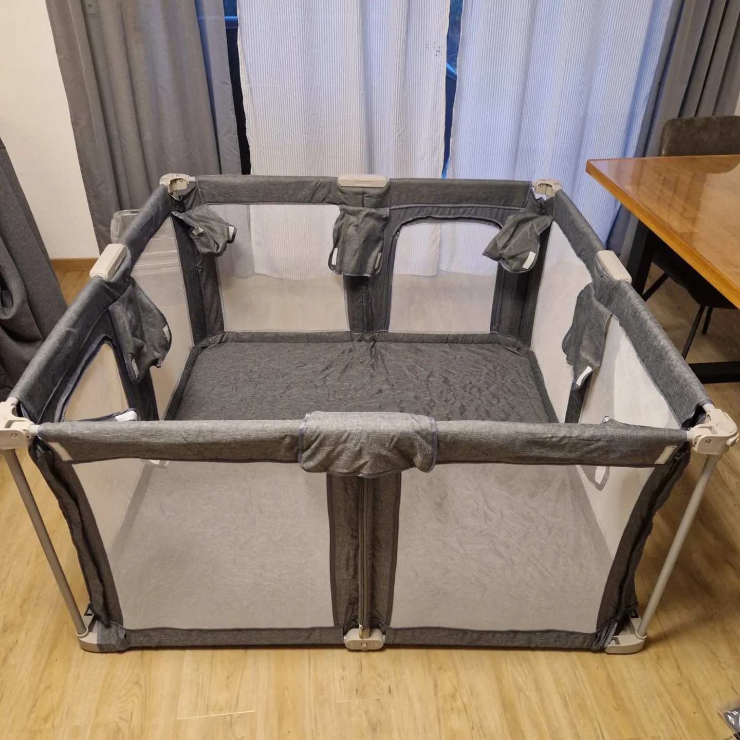 Faltbarer Laufstall von RAWVEL