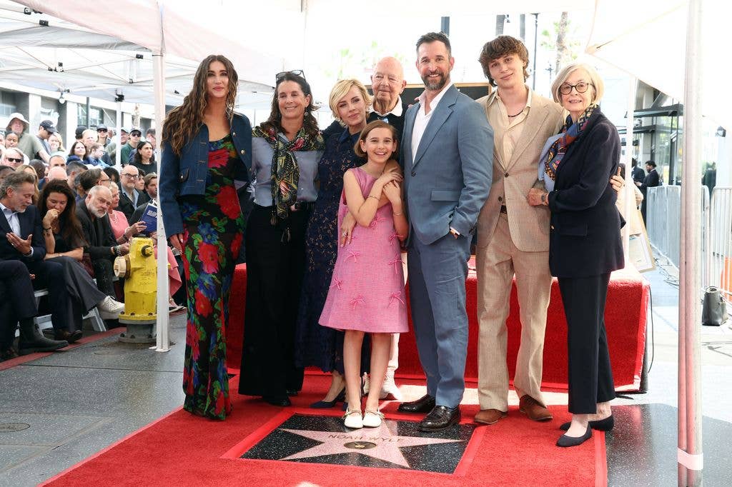 Noah Wyle Honored With Walk of Fame Star as ‘The Pitt’ Enters Season 3