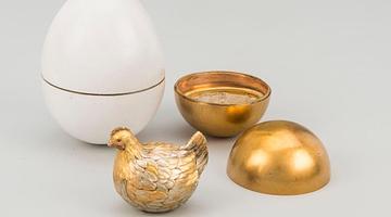 Яйцо в центре внимания: от рекордных аукционов до весенних покупок