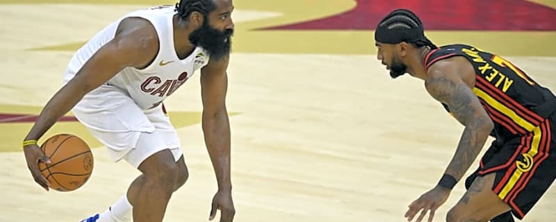 Hawks Edge Cavaliers 130-123 on Johnson Triple‑Double; April Rematches Intensify Rivalry