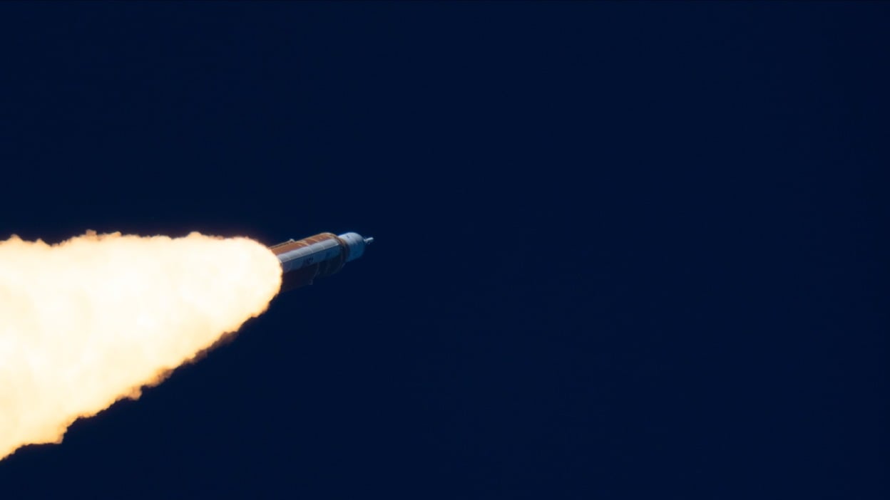 Artemis II: полет к Луне, первые снимки Земли и планы переиспользования капсулы Орион