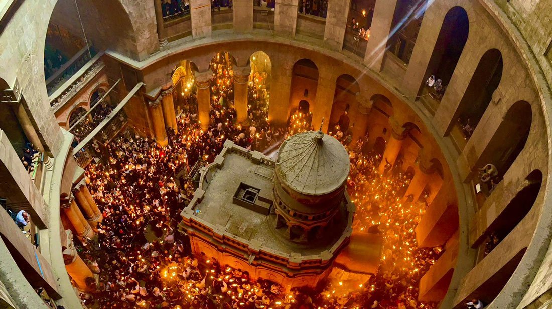 Благодатный огонь 2026: дата, смысл и доставка в Россию