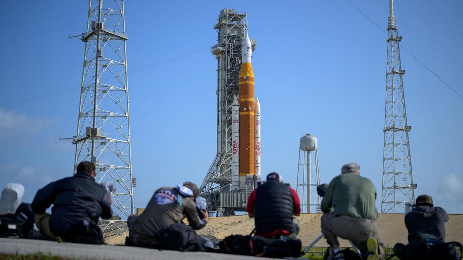 NASA запустила миссию «Артемида II»: первая пилотируемая миссия SLS к Луне