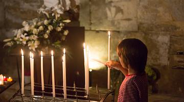 Почему «католическая Пасха» сейчас в тренде в РФ: дата, традиции и отличие от православной