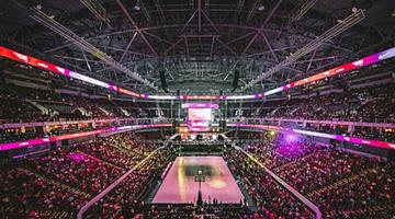 Today's TV Lineup Delivers a Packed Slate of Live Sports Across Networks