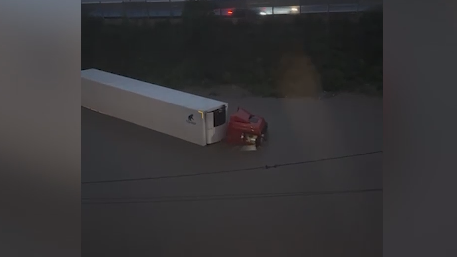 Почему поисковый запрос «циклон» сейчас в тренде в России