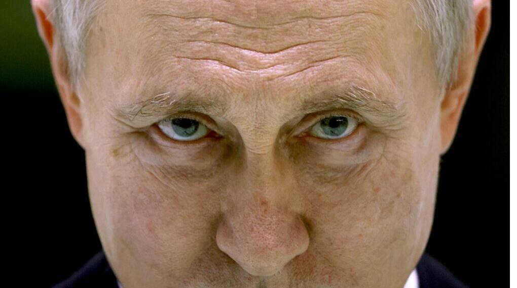 Латвия усиливает анти‑русскую политику: от оскорблений до раскрытия шпионов