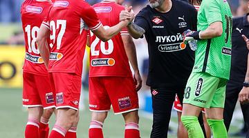 Александр Максименко остаётся в «Спартаке», но попал в тройку худших вратарей Европы