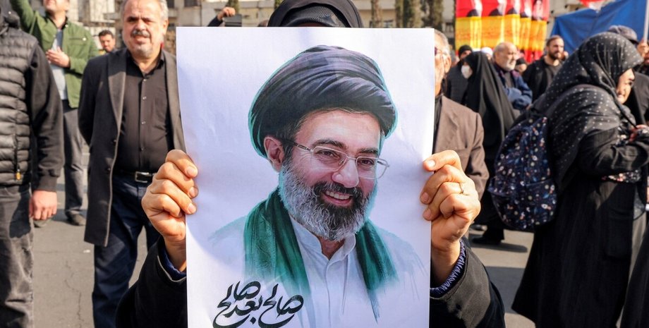 Почему в России активно ищут «моджтаба хаменеи»