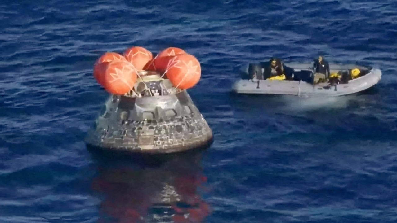 Космические аппараты в фокусе: возвращение Artemis II, запуск RTU MIREA1 и российский TeleDroid