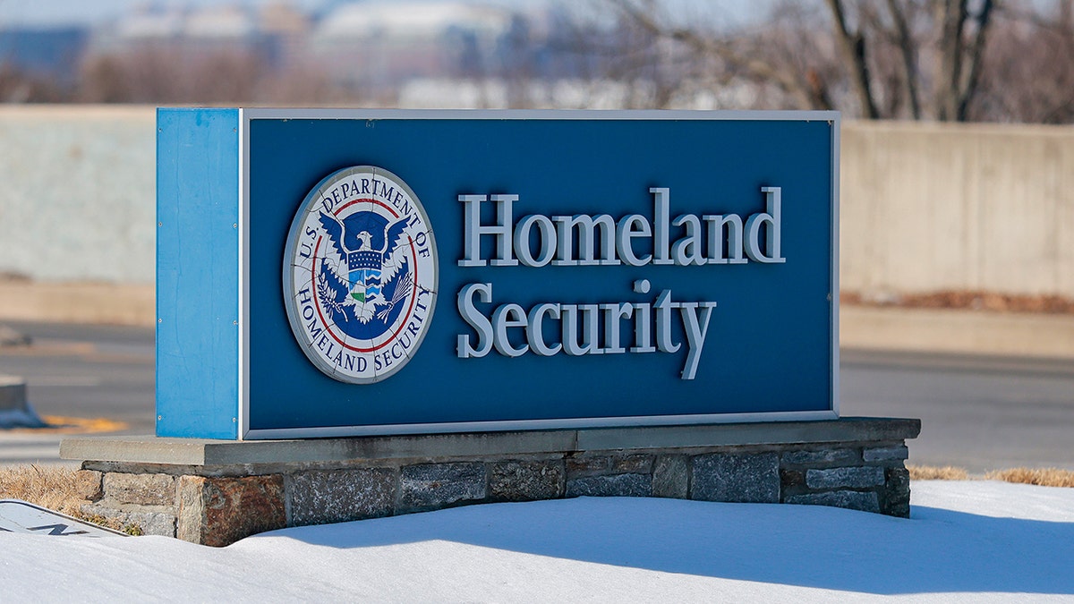 The Longest DHS Shutdown: What It Reveals About Republican Governance and Fiscal Policy