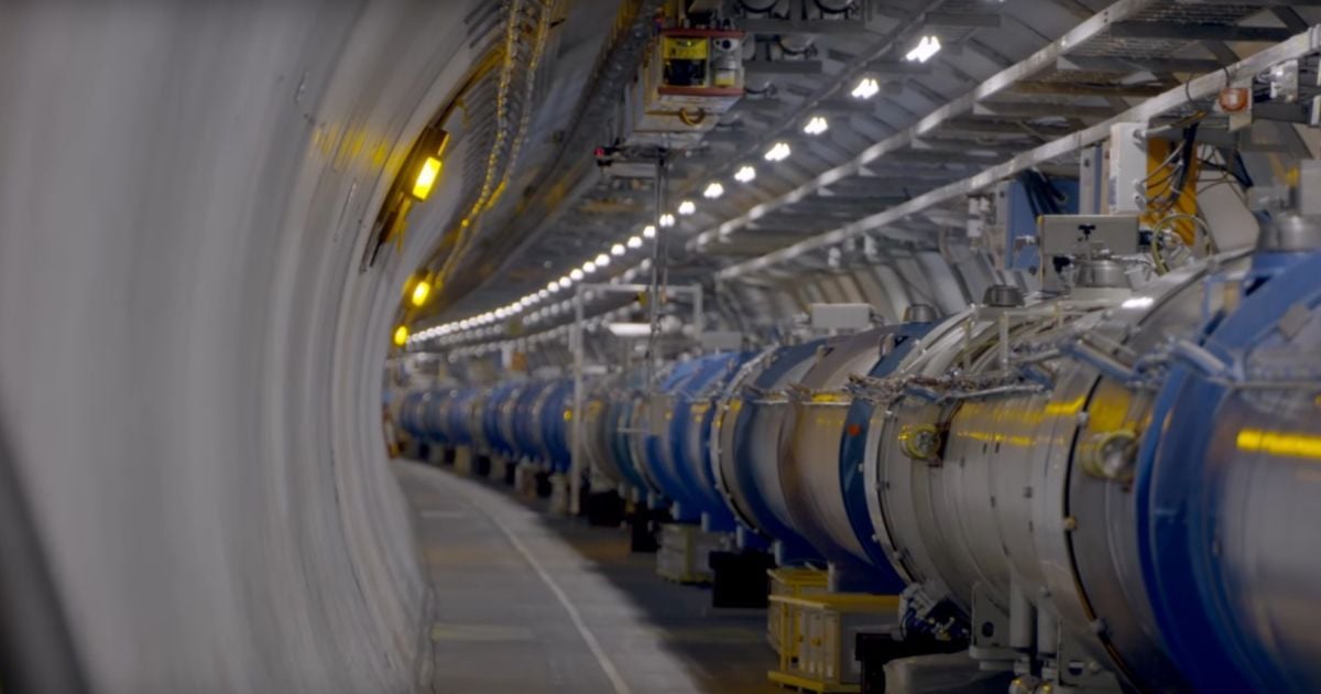 Большой адронный коллайдер воссоздал условия первых мгновений после Большого взрыва