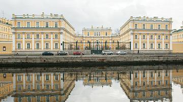 Фонтанка.ру и динамика новостного поля Санкт‑Петербурга: от регионального информационного хаба к элементу финансовой стабильности