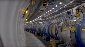 Большой адронный коллайдер воссоздал условия первых мгновений после Большого взрыва