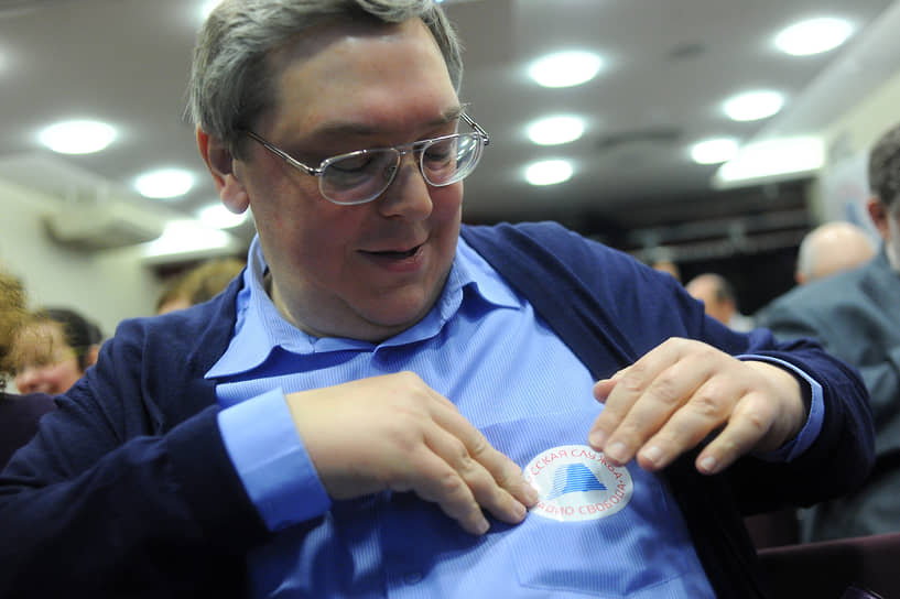 Почему Иван Толстой стал топ‑трендом в России: разбор причины популярности