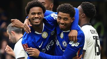 Почему «Челси» в тренде в России: анализ новостей и поисковых запросов