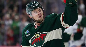 Stars Edge Wild in Final Regular‑Season Showdown