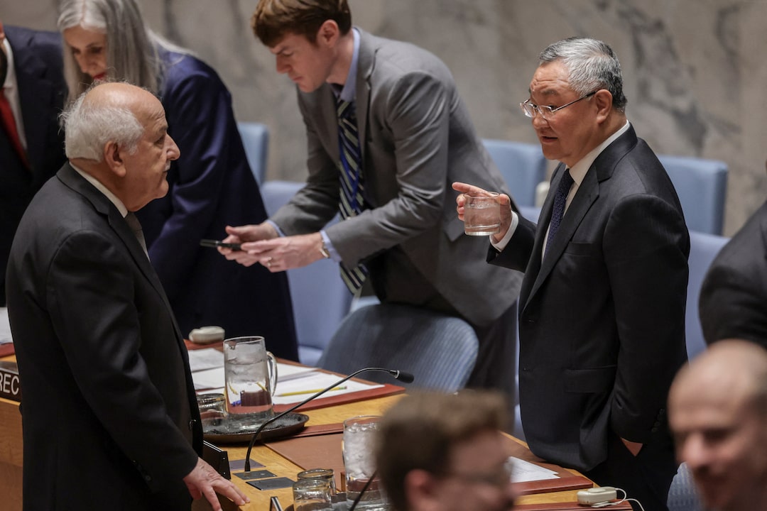 Вето России и Китая: почему дипломатия ООН в проливе Хормуз застряла