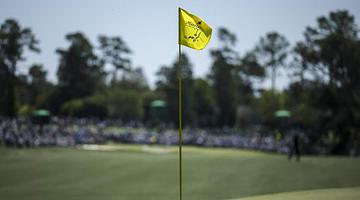 Day One at Augusta: McIlroy Leads, Schauffele’s Bag Mishap, and How to Watch the Masters Live