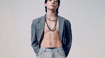 Чонгук вновь в центре внимания: победа в голосовании, поддержка фанатов и реакция на соцсетях