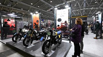 Мотоциклетный шов: от новых моделей до дорожных инцидентов в России