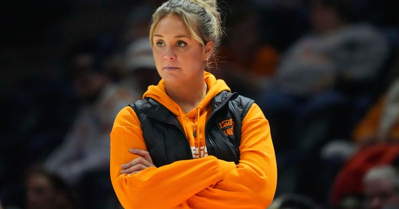 Kim Caldwell Faces Unprecedented Roster Collapse at Tennessee