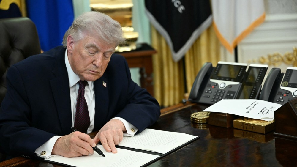 Justice Department Declares Presidential Records Act Unconstitutional, Sparks Lawsuit