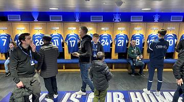 Chelsea Faces Managerial Crossroads as Star Forward’s Future Hangs in Balance