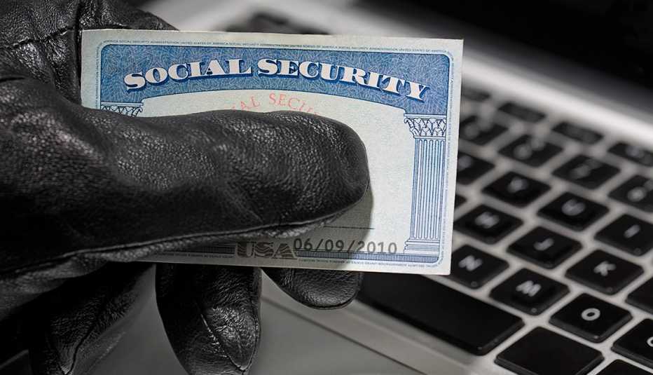 Retirees Warned of Surge in Social Security Impersonation Scams