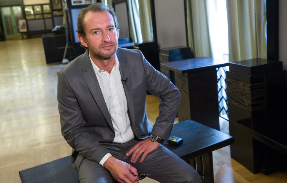 Константин Хабенский: от сценических ролей к космическим проектам – где деньги и искусство встречаются