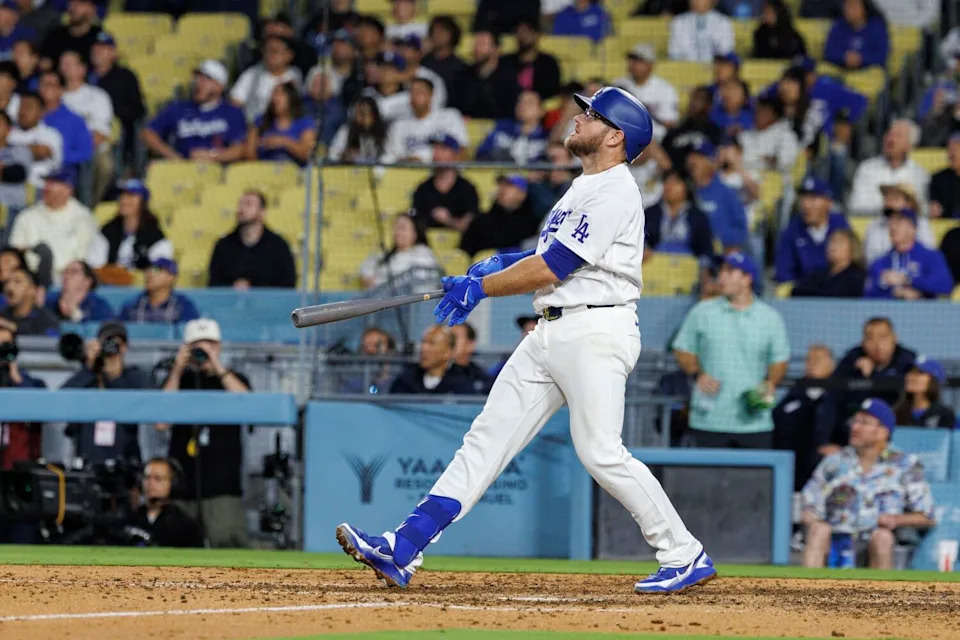 Max Muncy’s Contract Incentives and Heroic Three‑Homer Night Fuel Dodgers’ Early Season Surge