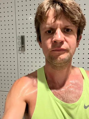 Intervals Run 8x1km w/ 300m jog (WU 800m)