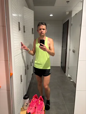 Intervals Run 2km w/ 1000m jog + 8x1km w/ 1000m jog