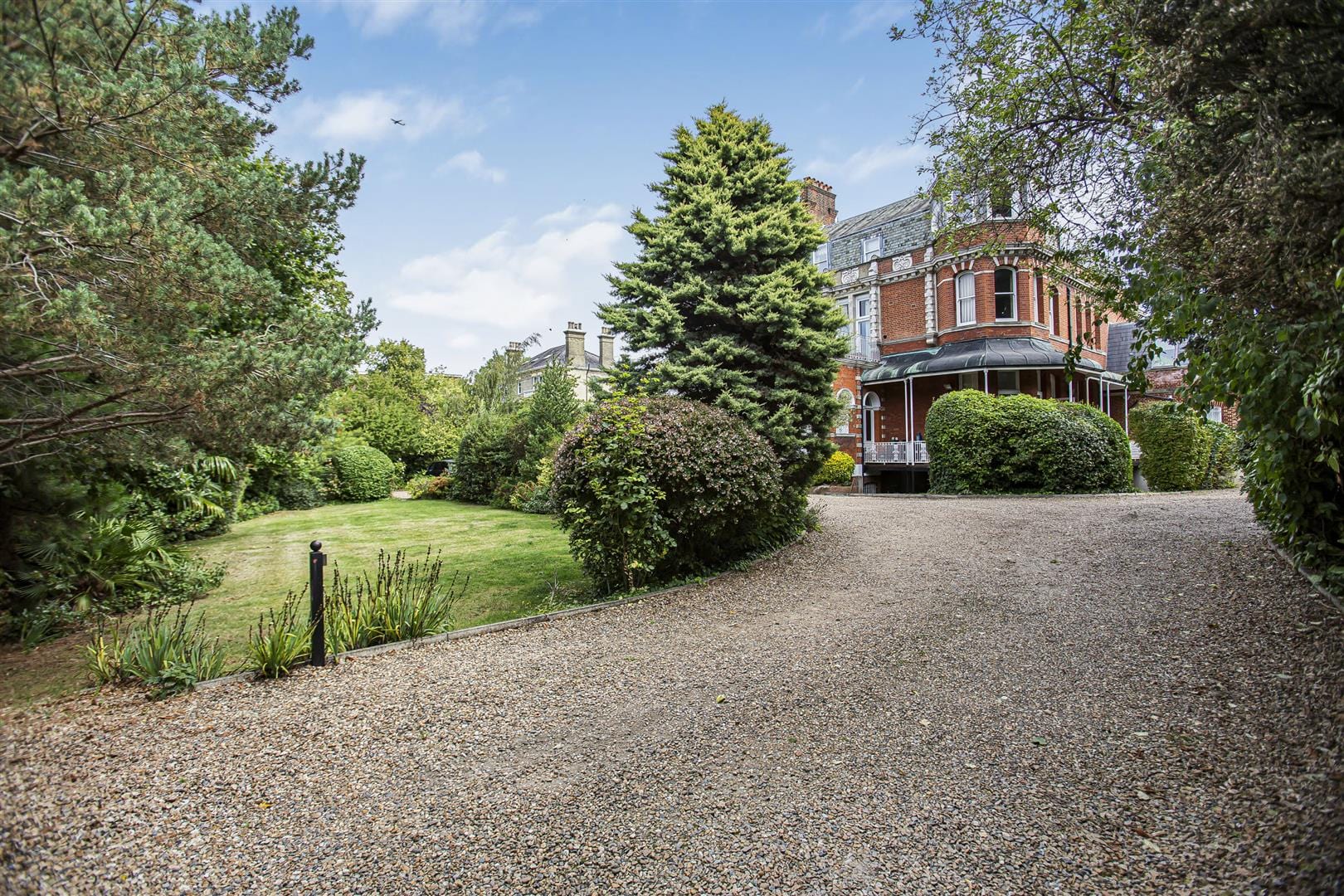 1 bedroom Flat Let