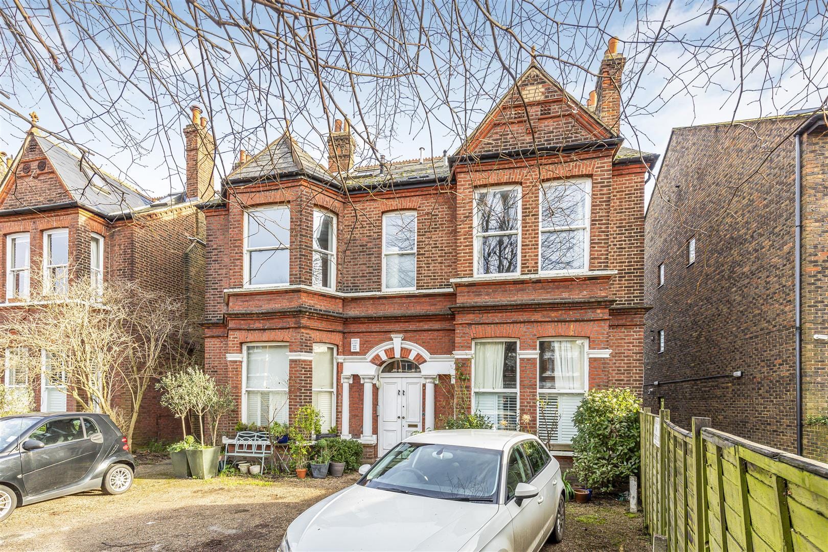 2 bedroom Flat Let