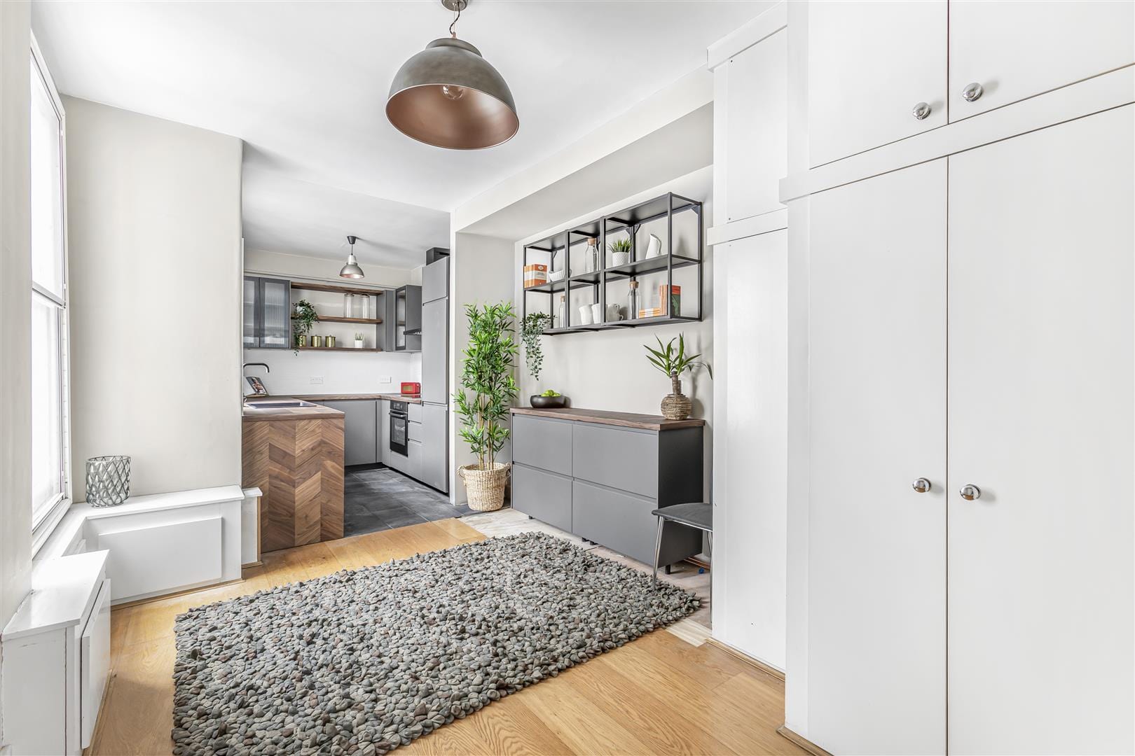 2 bedroom Flat Let