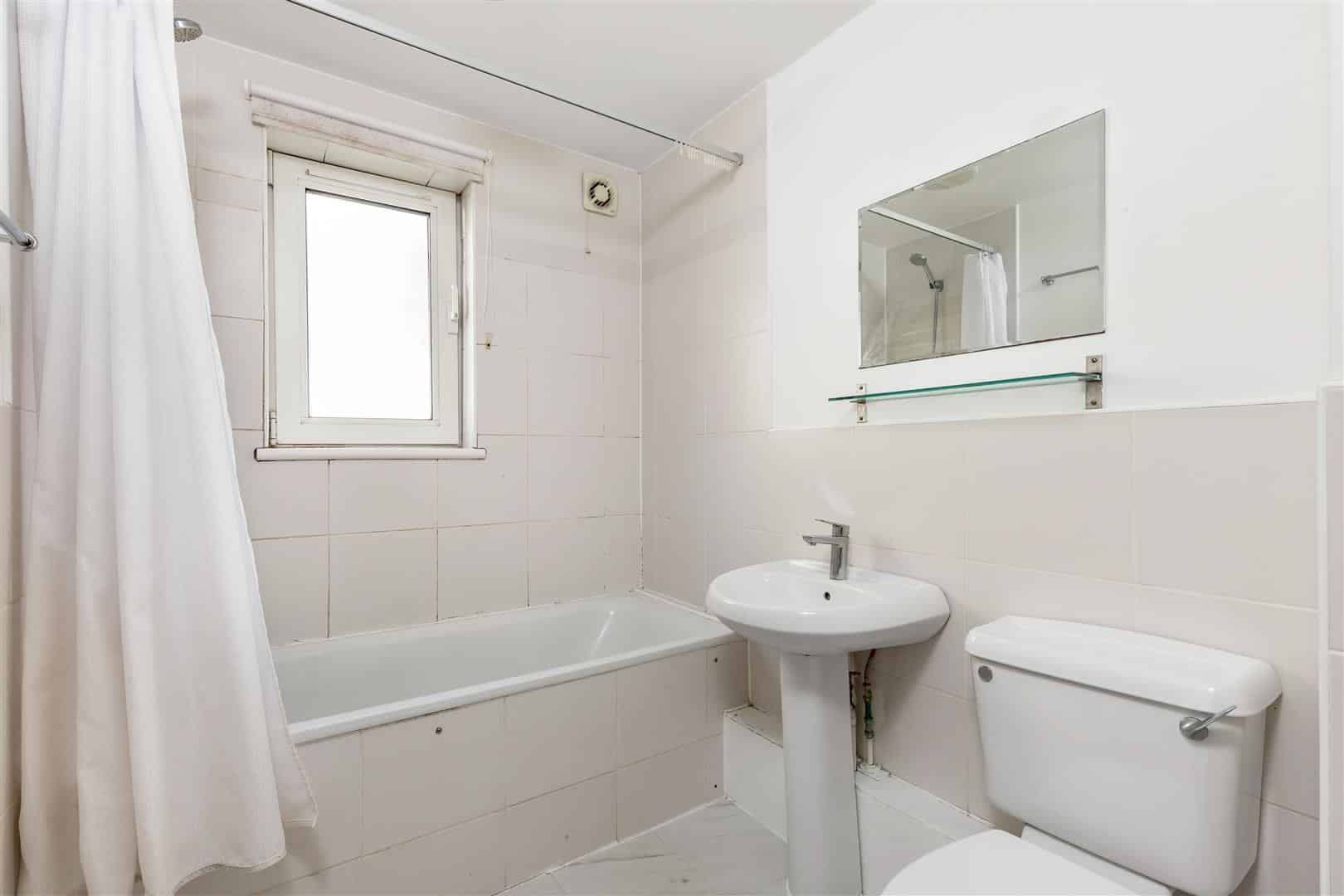2 bedroom Flat Let