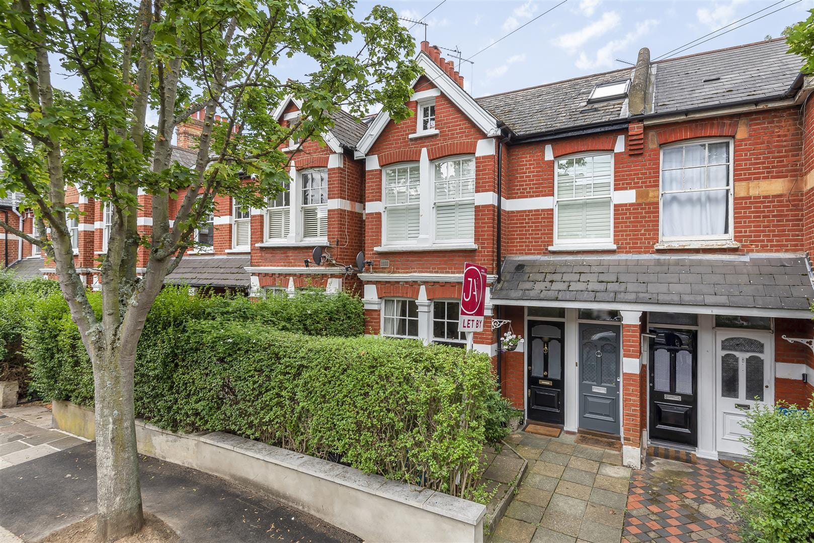 2 bedroom Flat Let