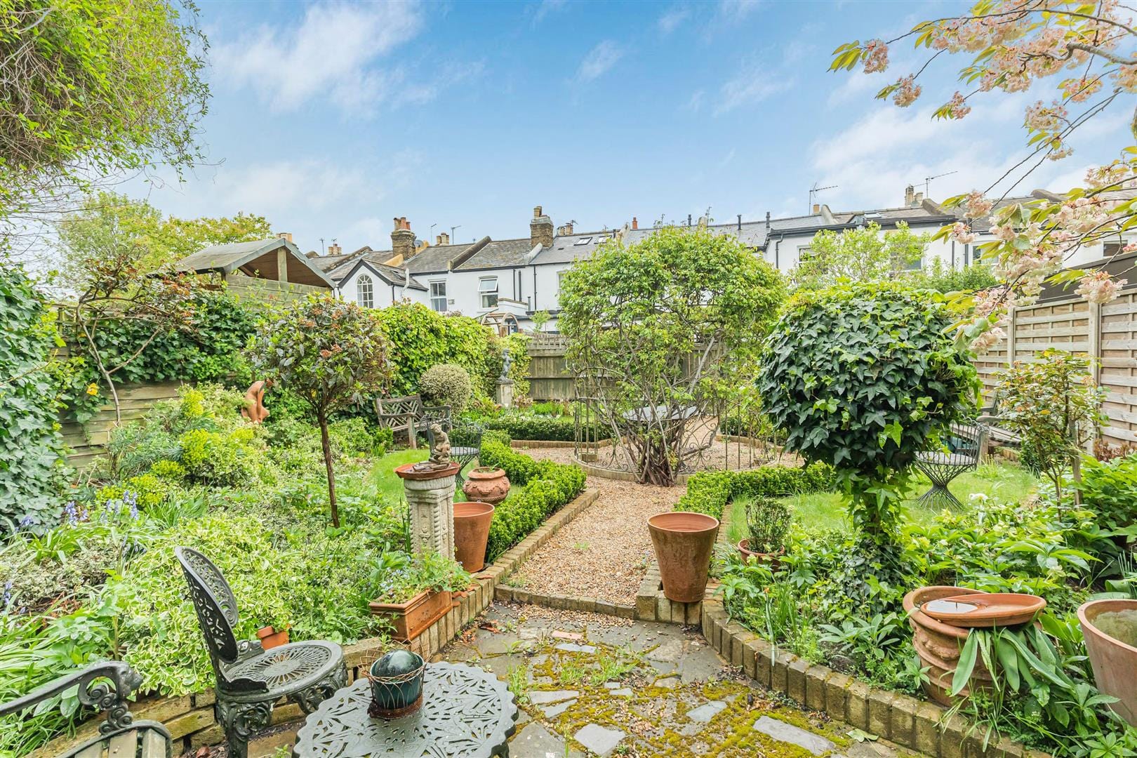 3 bedroom Terraced House Sold