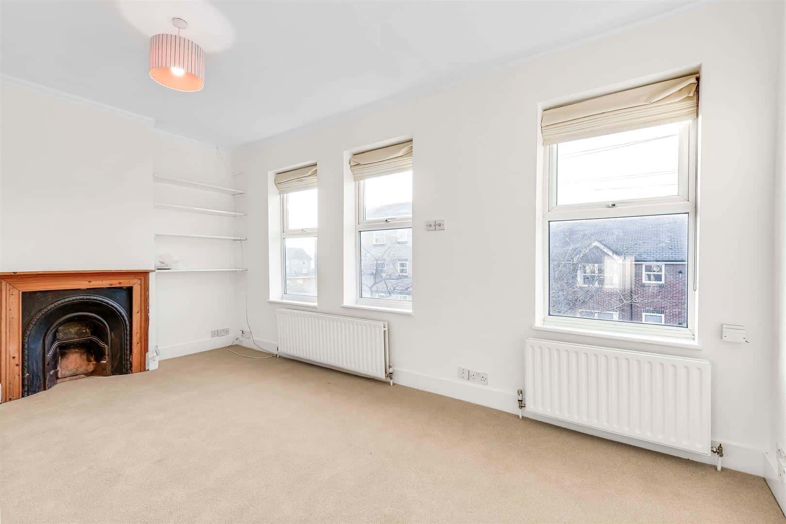 3 bedroom Flat Let