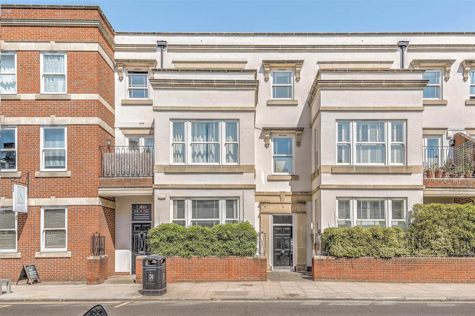 1 bedroom Flat Let