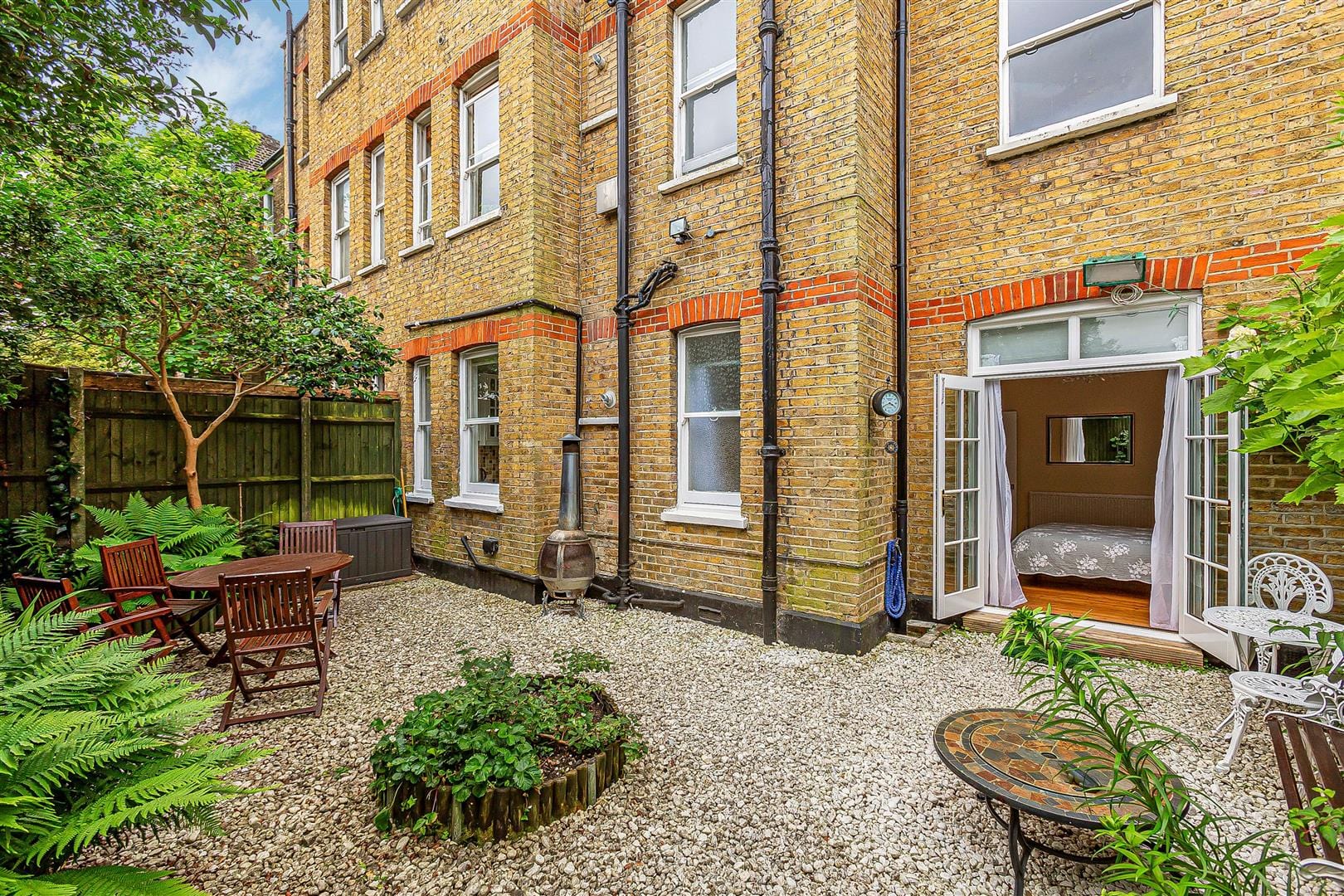2 bedroom Flat Sold