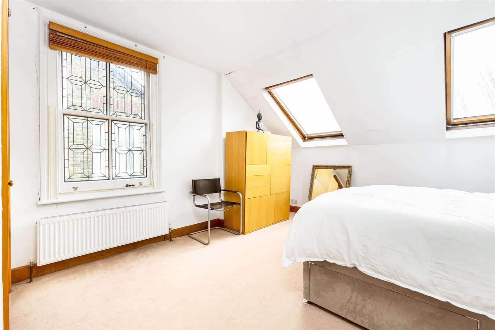 1 bedroom Flat Let